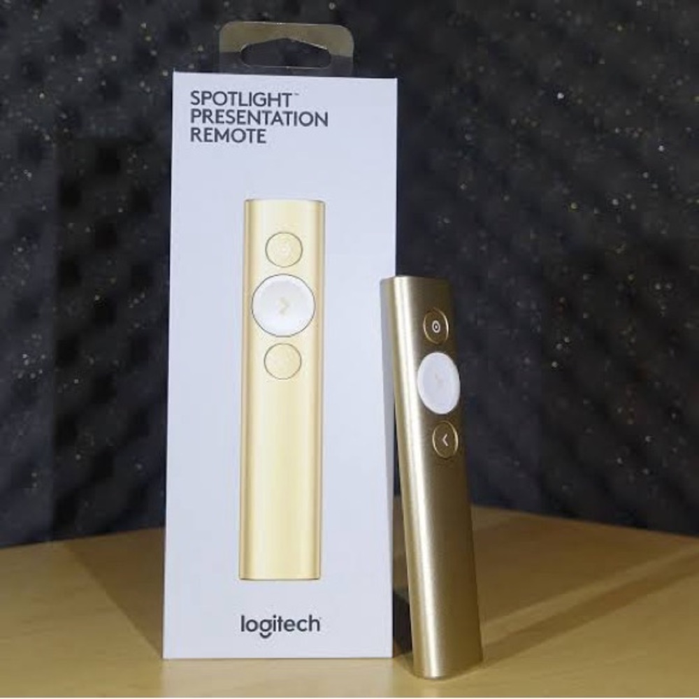 Logitech Spotlight Presentation Remote - Gold - NIB